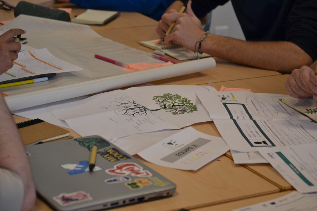 Pour mieux cerner ce qu'est l'éco-anxiété, la collectivité organise des ateliers de discussion avec les étudiants lannionnais.